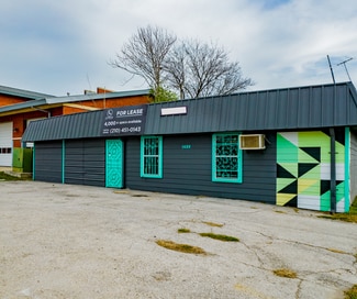 San Antonio, TX Retail - 1422 S Saint Marys St