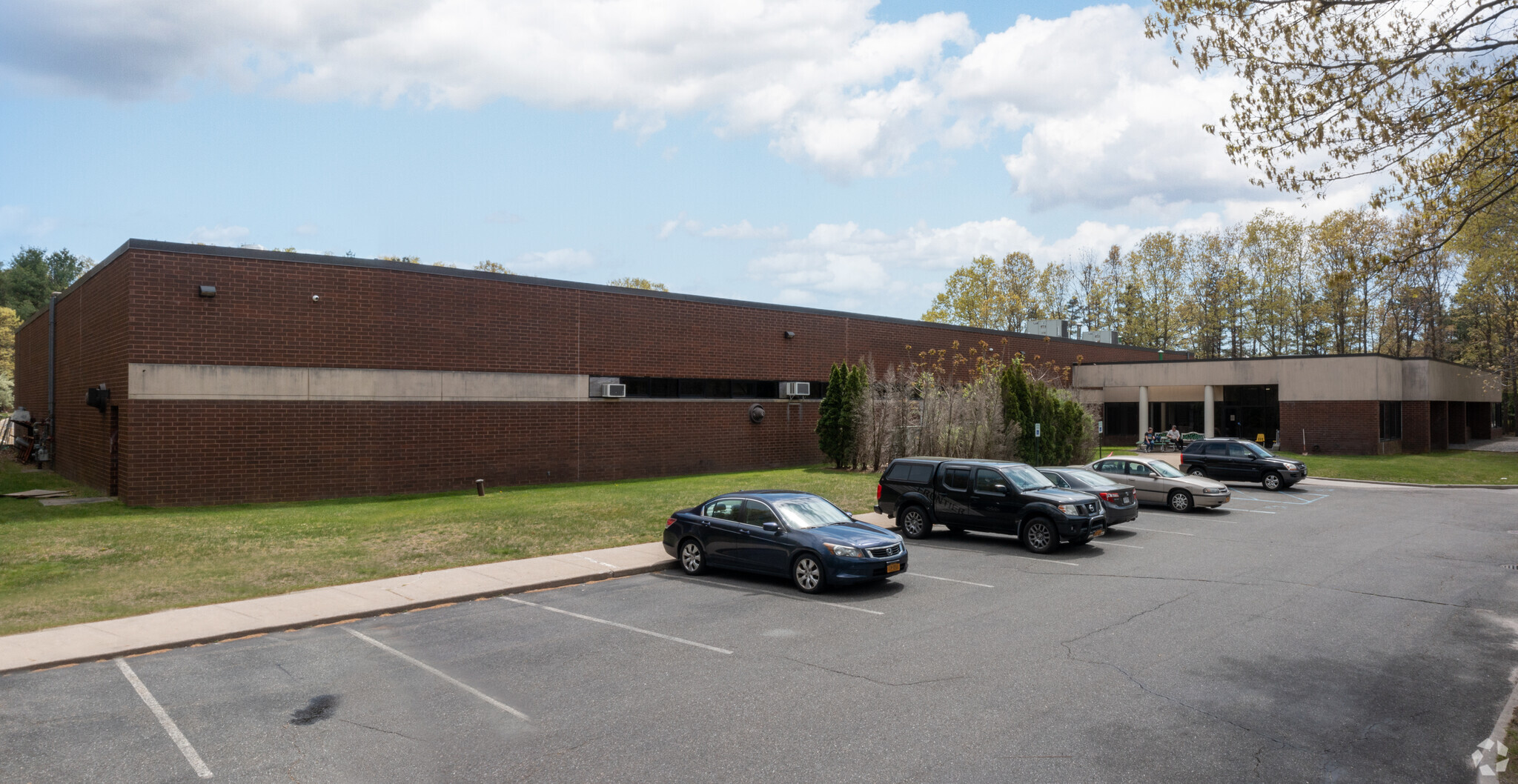 49 Natcon Dr, Shirley, NY for Rent