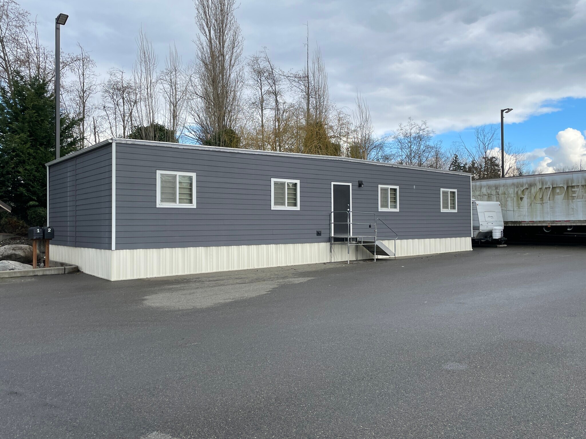 407 Porter Way Milton, WA 98354 Industrial Property for Lease on