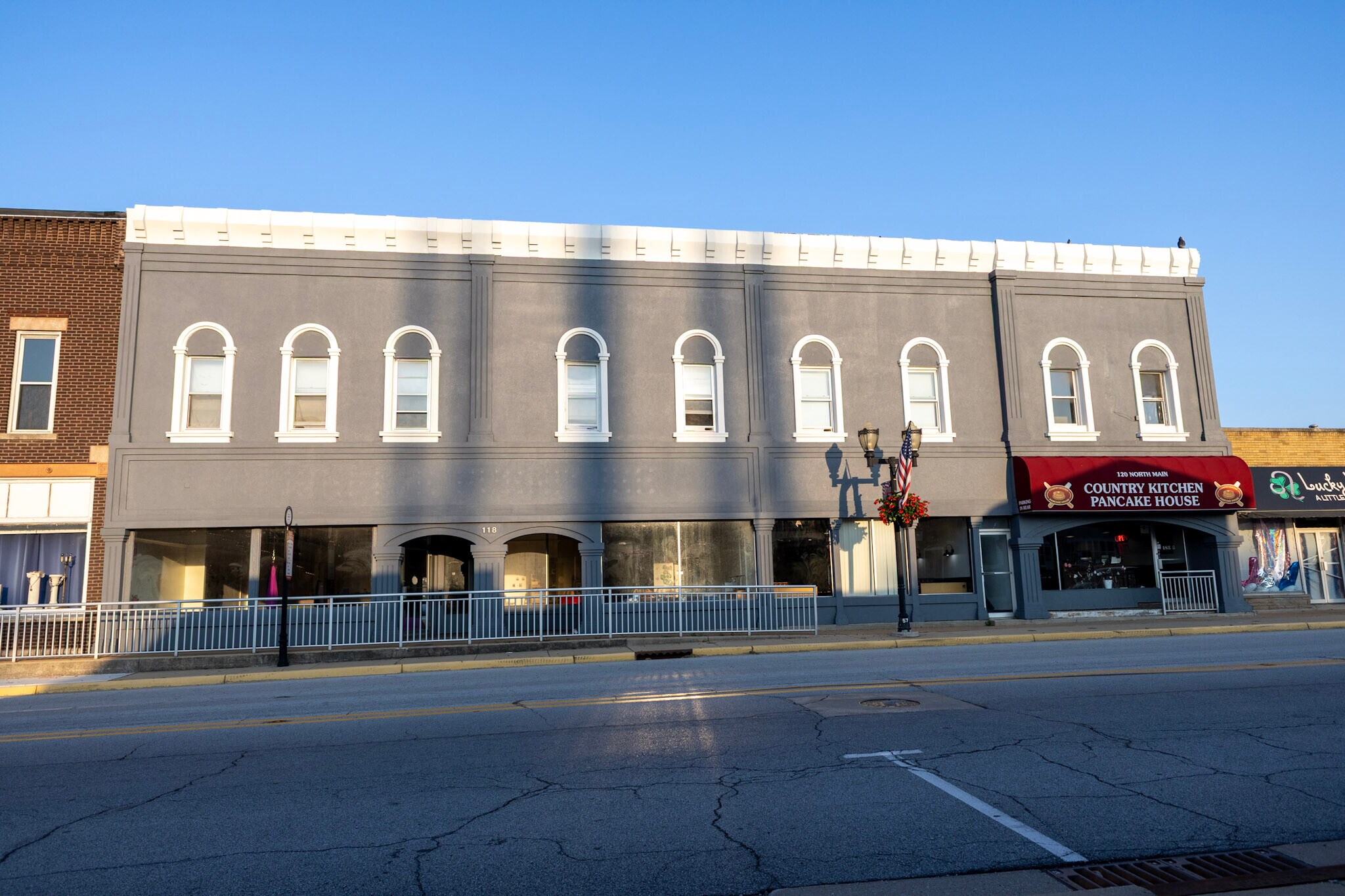 118-120 N Main St, Hebron, IN for Sale