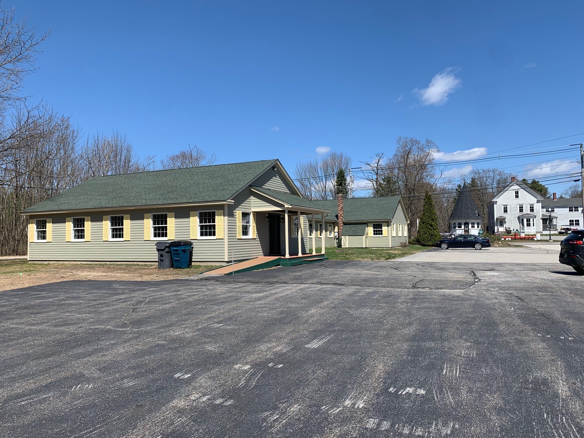 692 Roosevelt Trl, Naples, ME for Rent