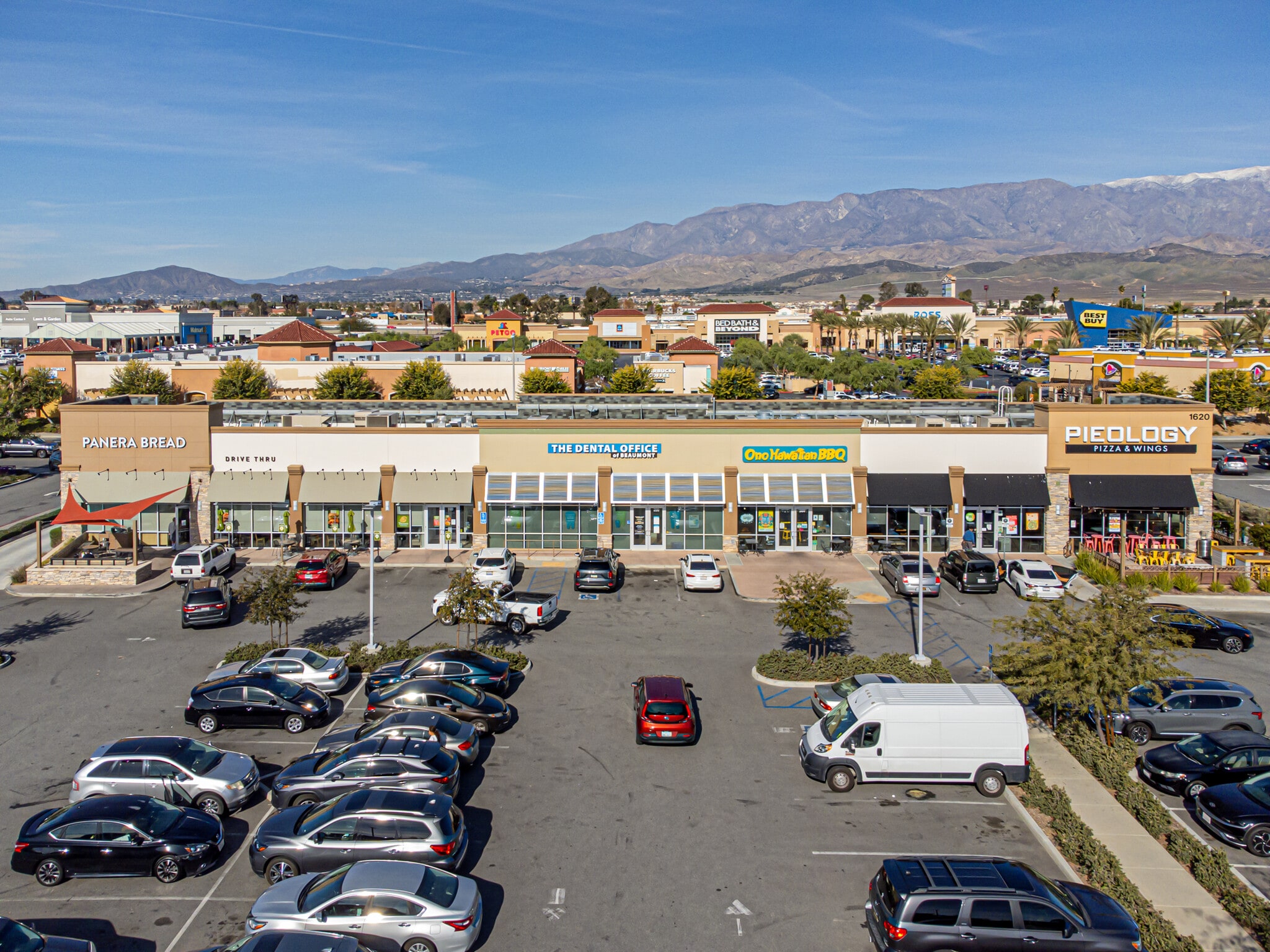 1620 E 1st St, Beaumont, CA for Sale