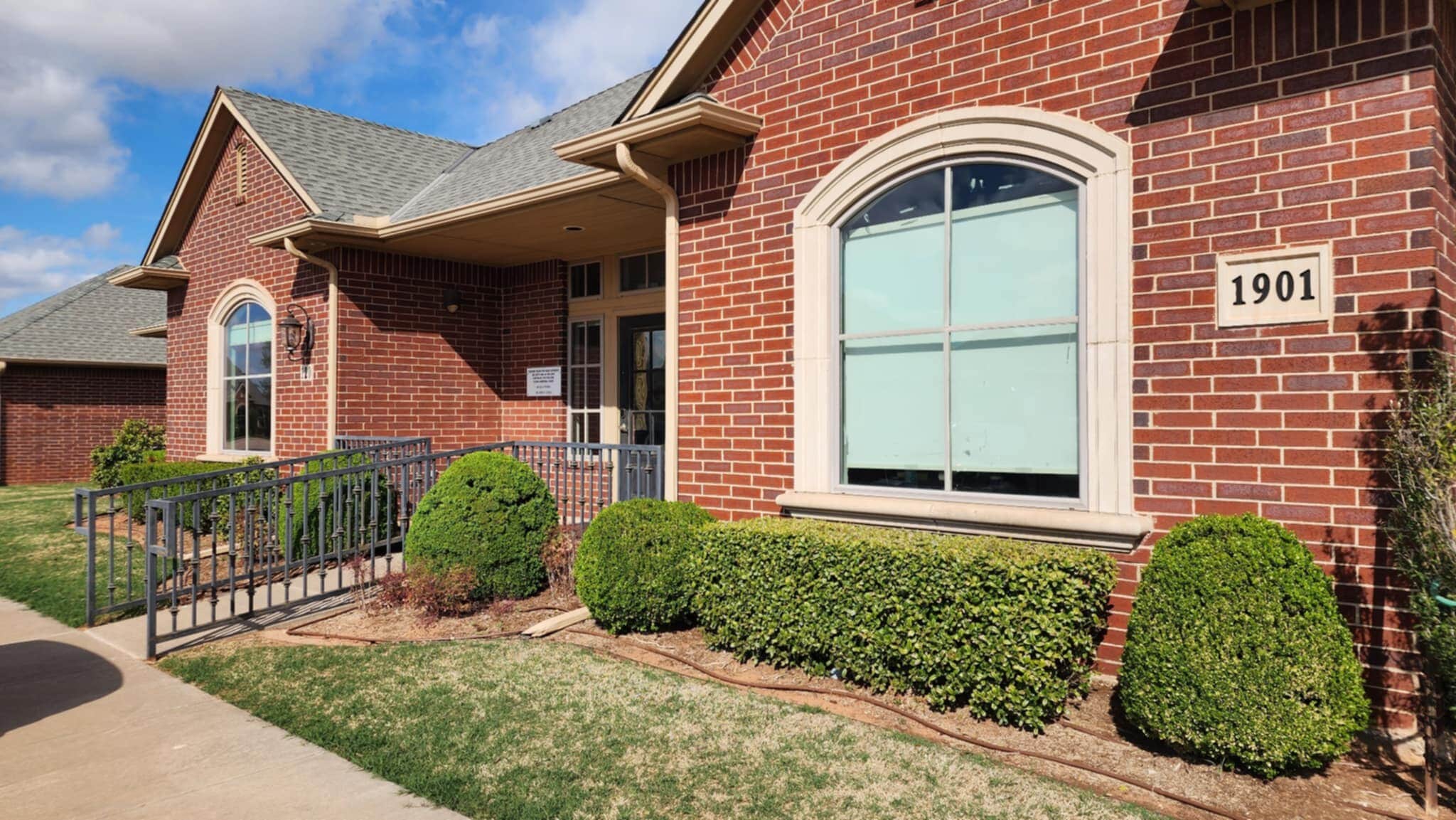 1901 W 33rd St, Edmond, OK for Rent