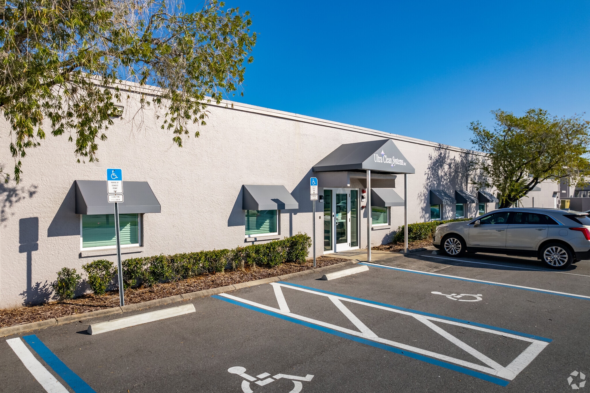 110-114 Douglas Rd E, Oldsmar, FL for Sale