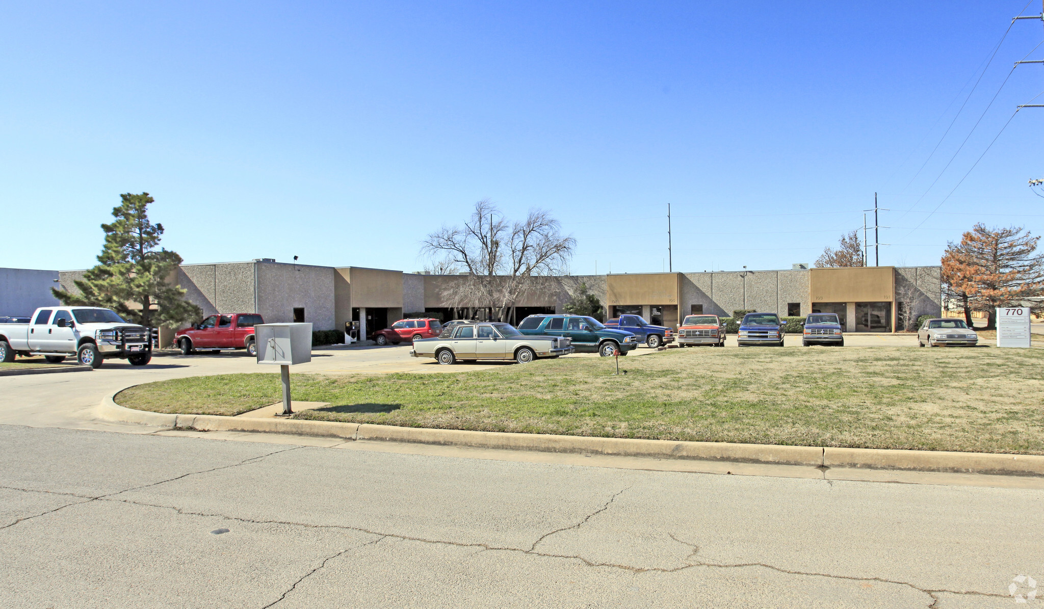 770 W Rock Creek Rd, Norman, OK for Rent