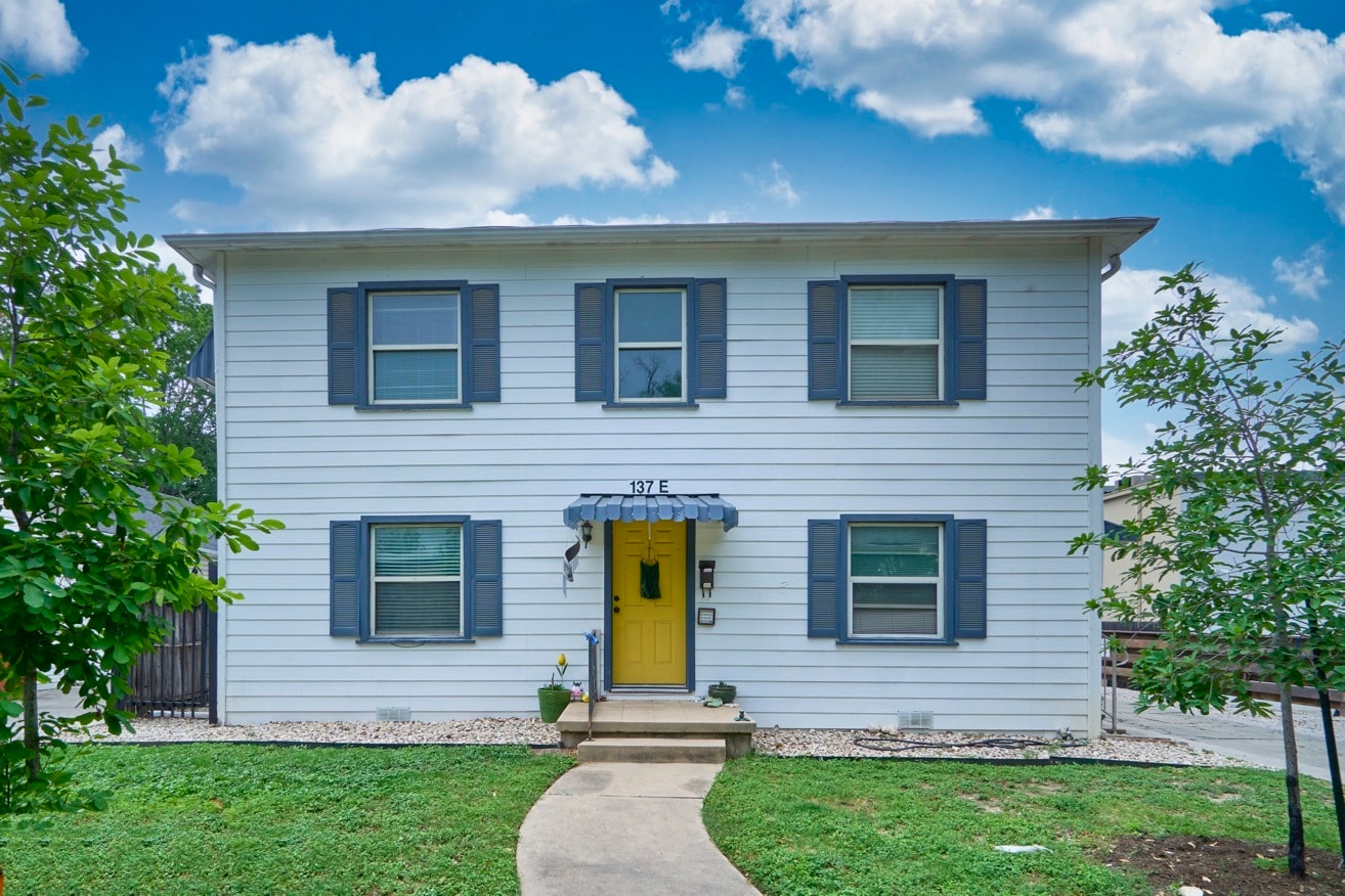 137 E Norwood Ct, San Antonio, TX for Sale