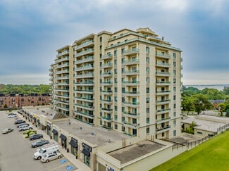 Burlington, ON Retail - 100 Plains Rd W