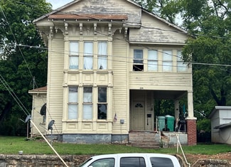 West Plains, MO Apartments - 209 Aid Ave