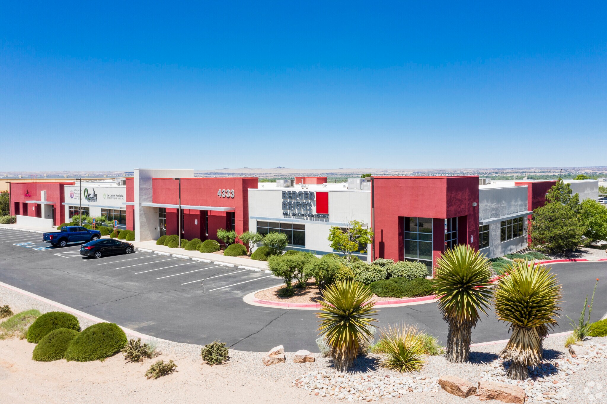 4333 Pan American Fwy NE, Albuquerque, NM for Sale