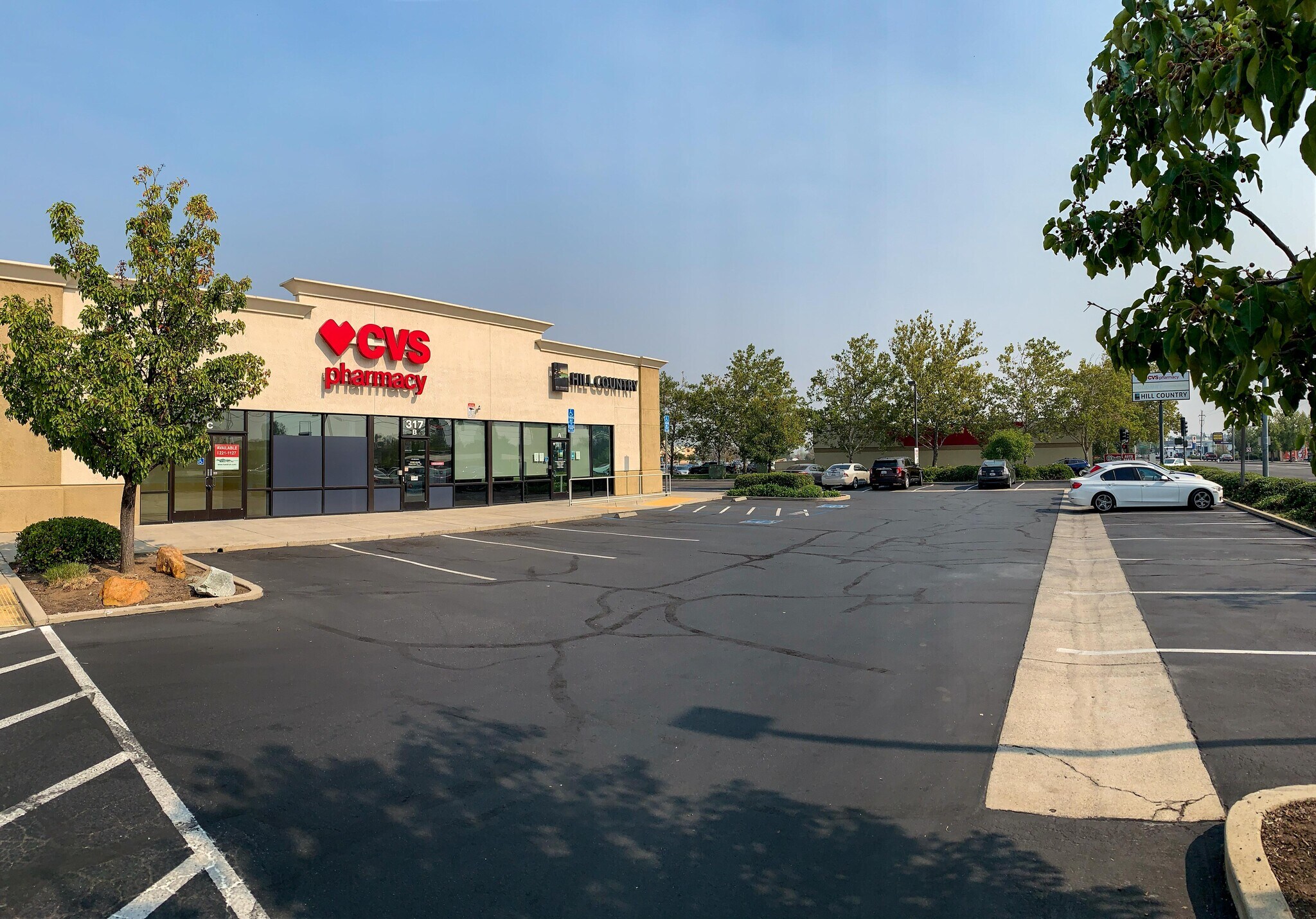 317 Lake Blvd Redding, CA 96003 Retail Property for Lease on