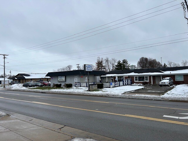 122 S Union St, Bryan, OH for Sale