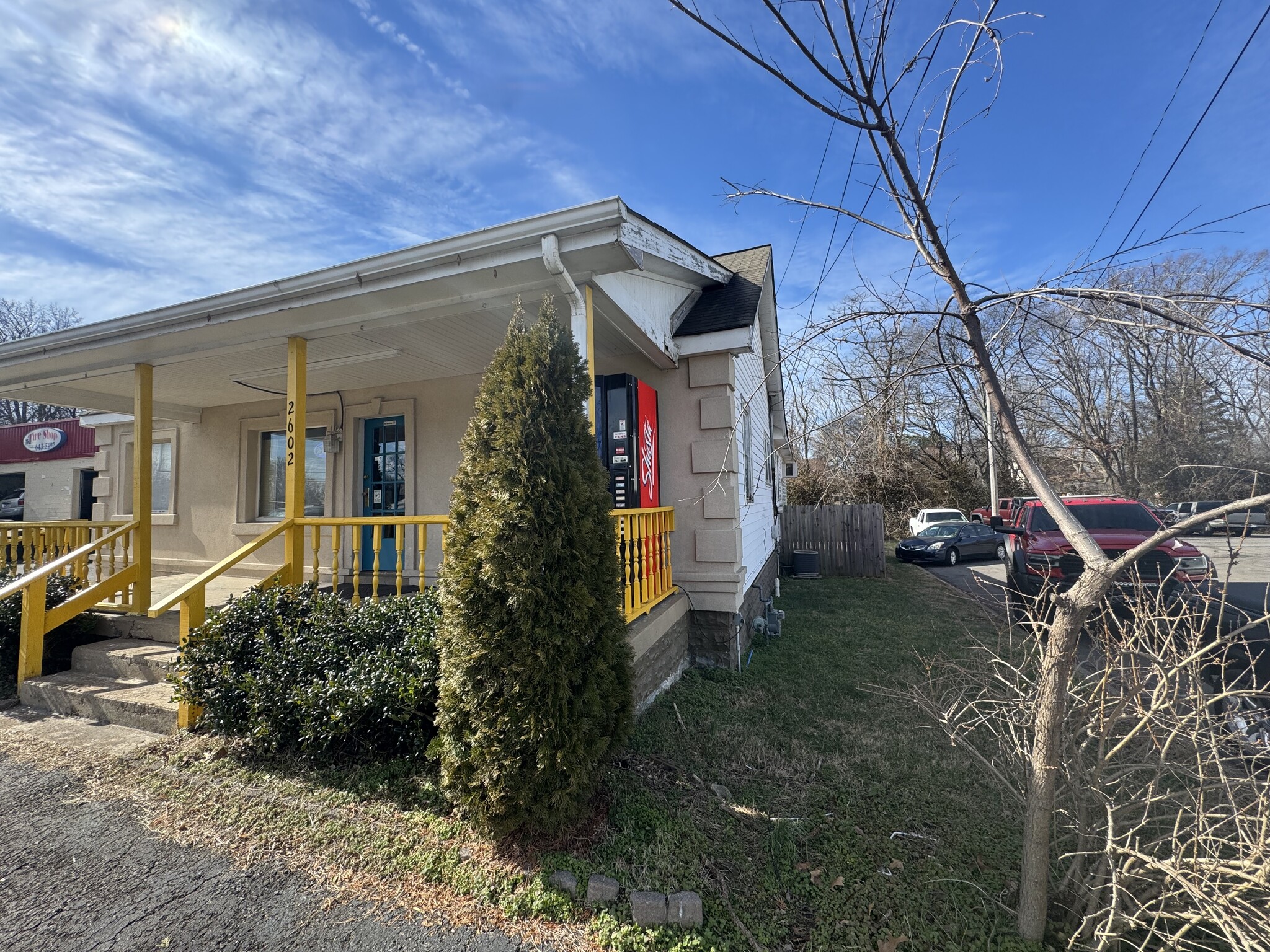 2602 US-41, Greenbrier, TN for Sale