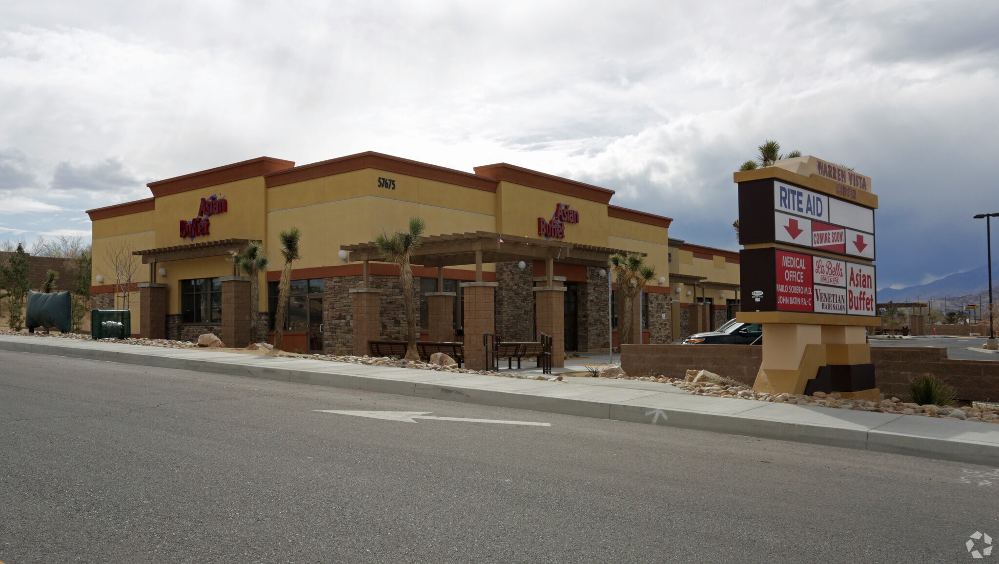 57675 Twentynine Palms Hwy Yucca Valley, CA 92284 Shopping Center