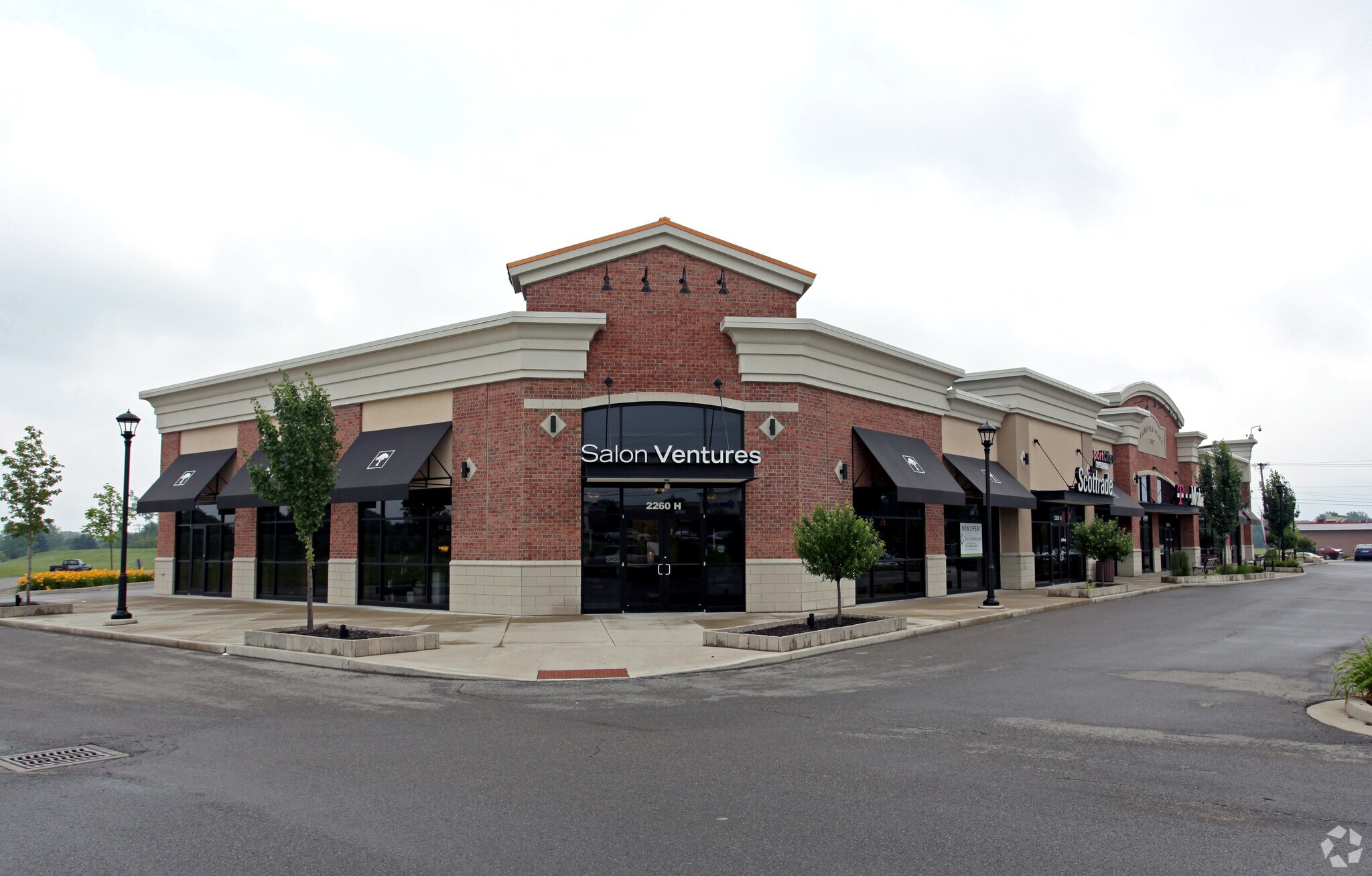 2260 N Fairfield Rd, Dayton, OH for Rent