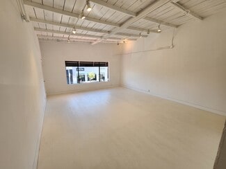 Los Angeles, CA Office/Retail - 7615 1/2-7617 1/2 Melrose Ave