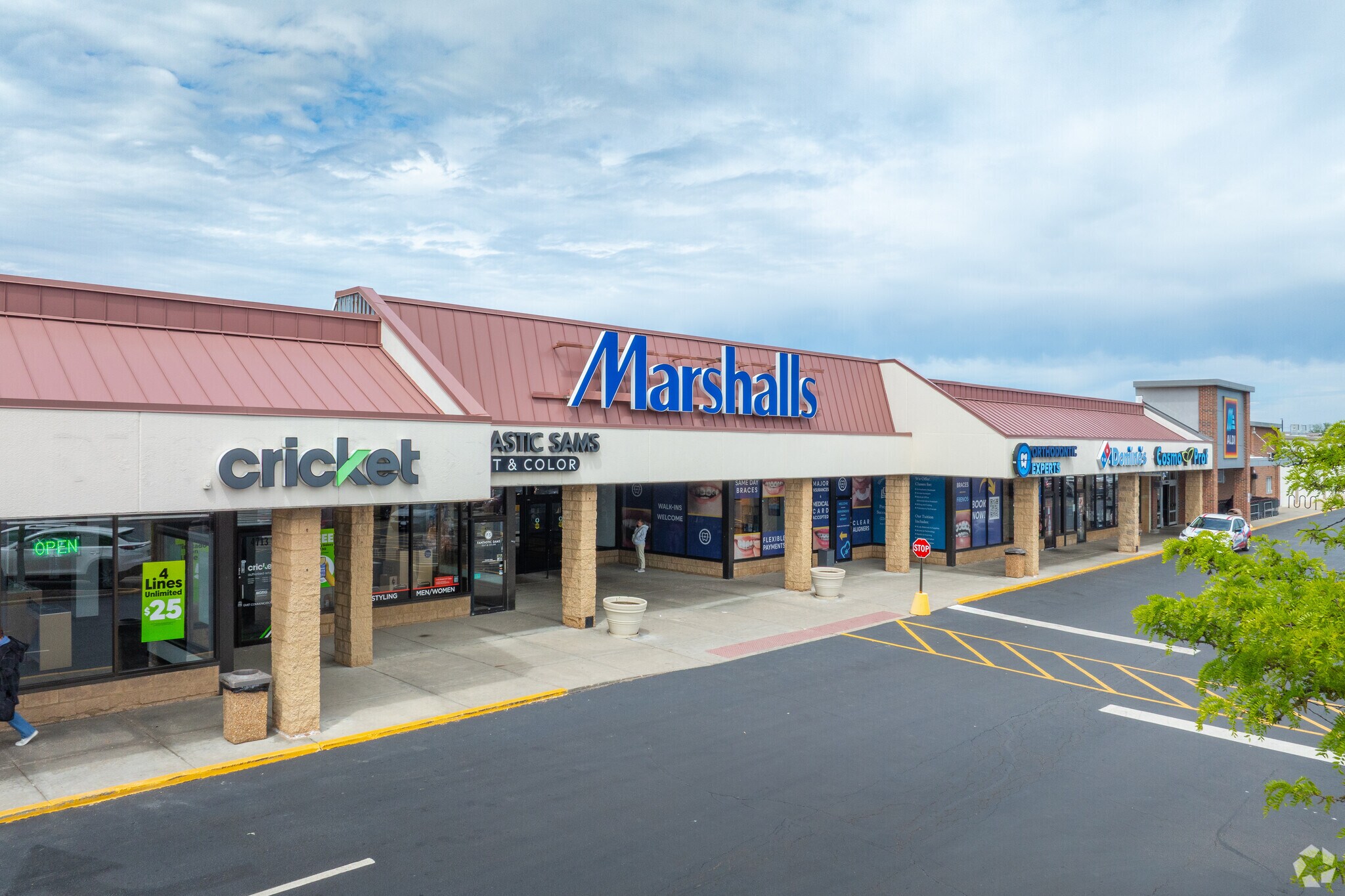 4701 N Harlem Ave, Harwood Heights, IL for Rent