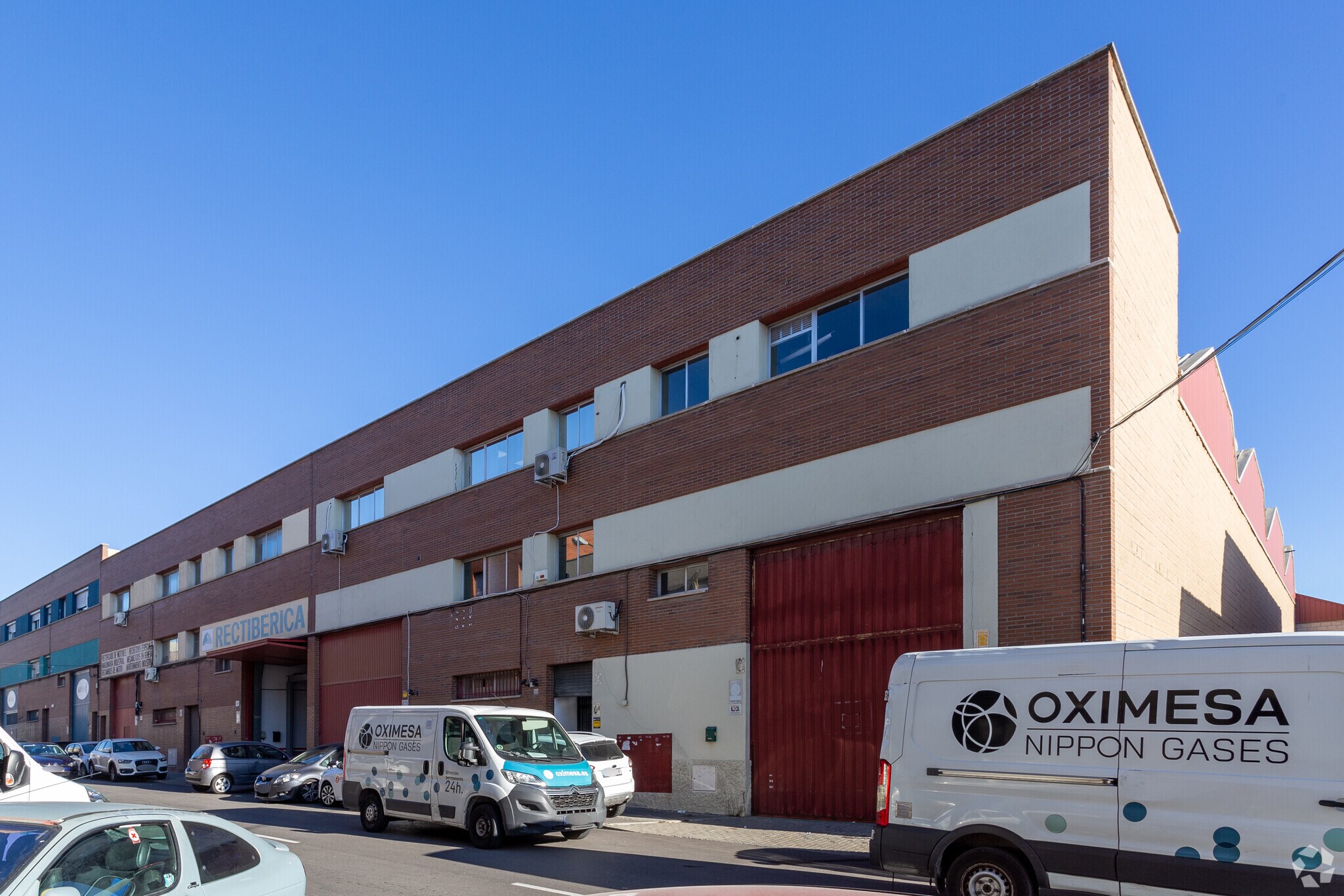 33 Calle De Torre De Don Miguel, Madrid, MAD for Rent