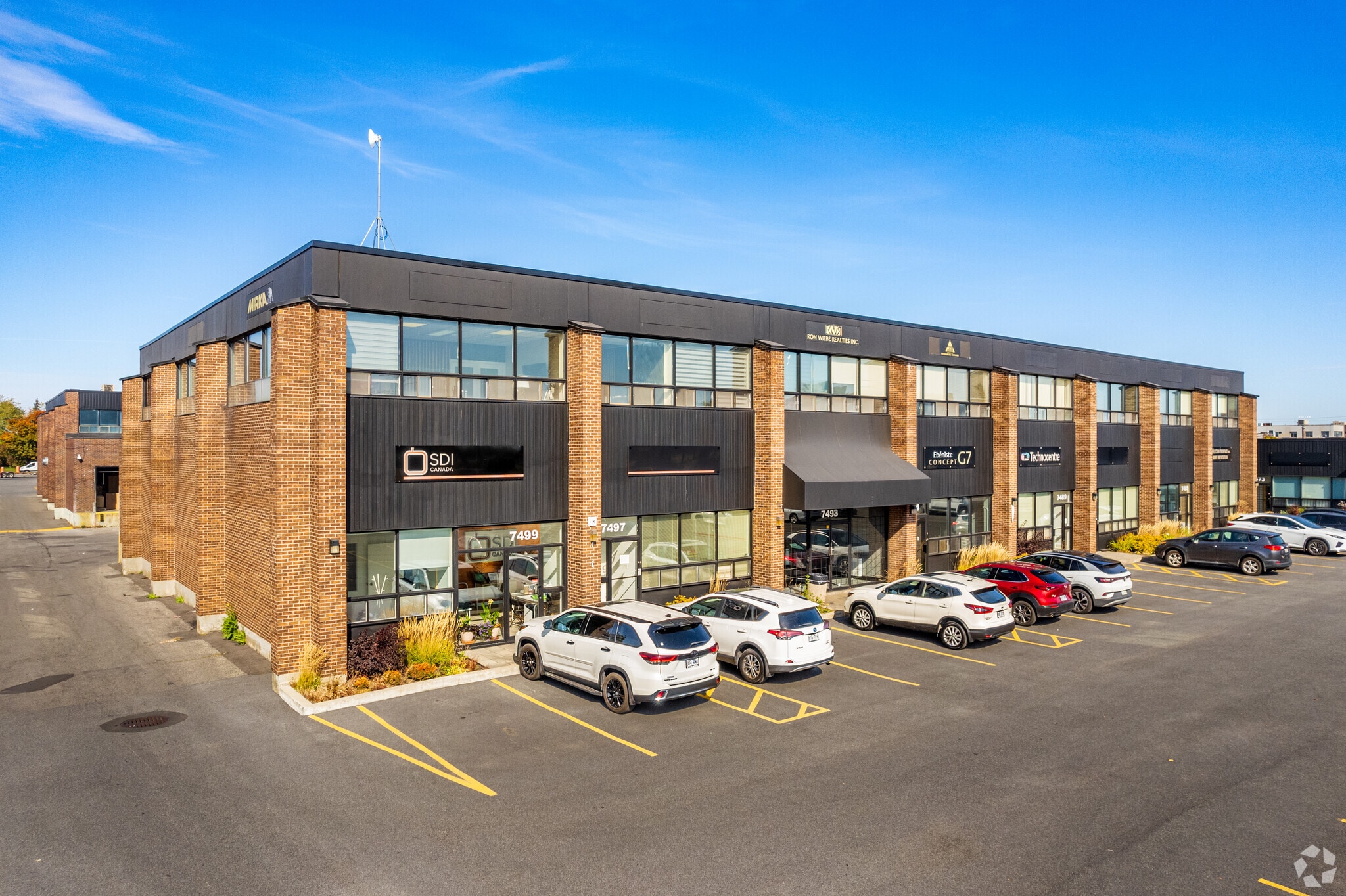 7451-7499 Rte Transcanadienne, Montréal, QC for Rent