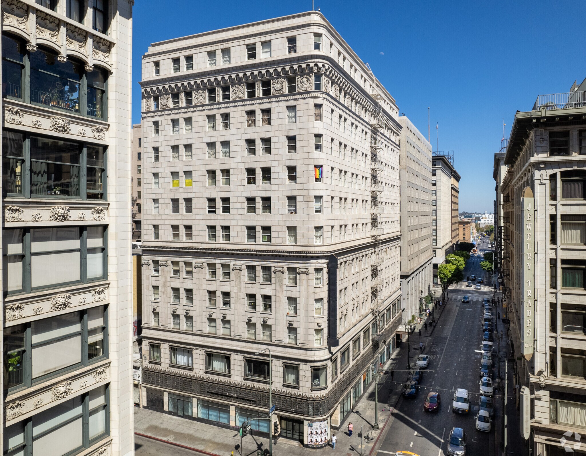 215 W 5th St, Los Angeles, CA for Rent