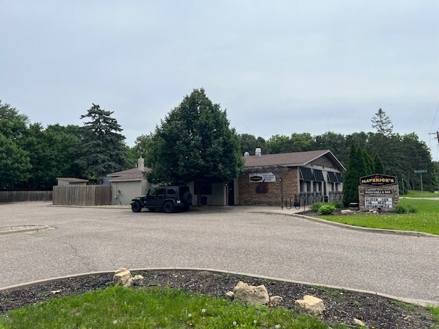 11328 W River Rd, Champlin, MN for Sale