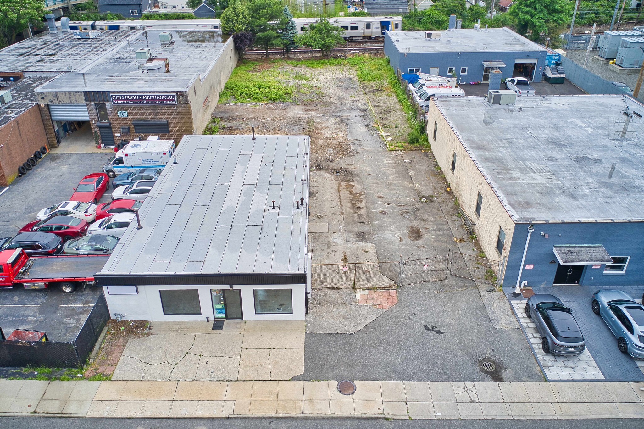 88 S Bayles Ave, Port Washington, NY for Sale