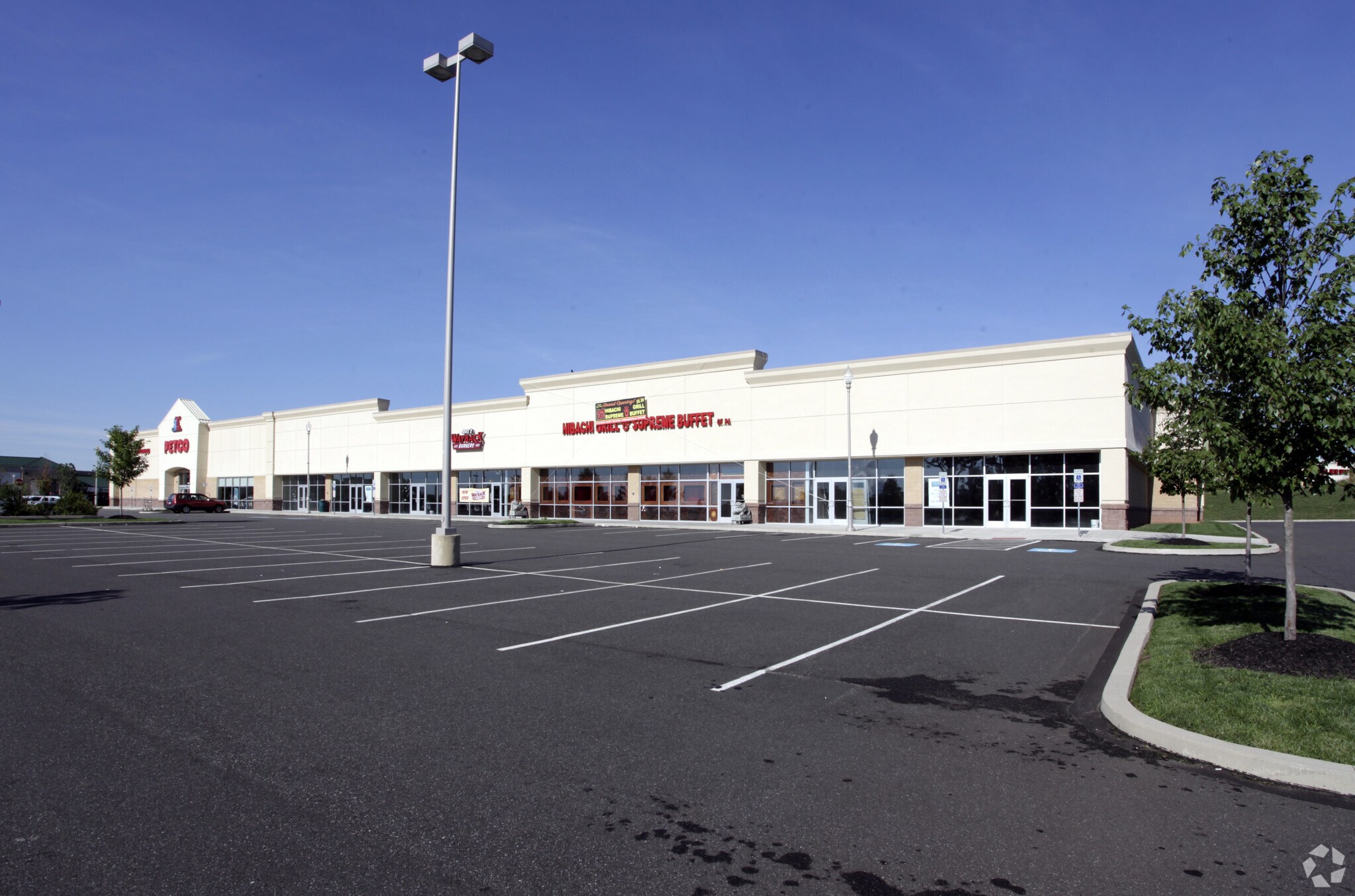 150-200 Upland Square Dr Pottstown, PA 