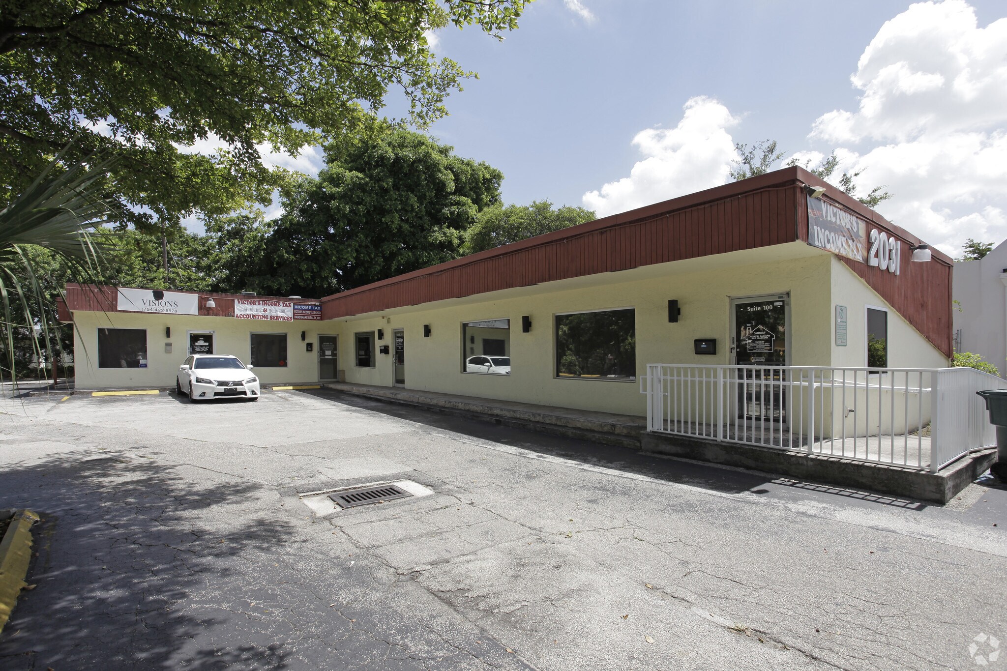 2031 W Oakland Park Blvd, Fort Lauderdale, FL for Rent