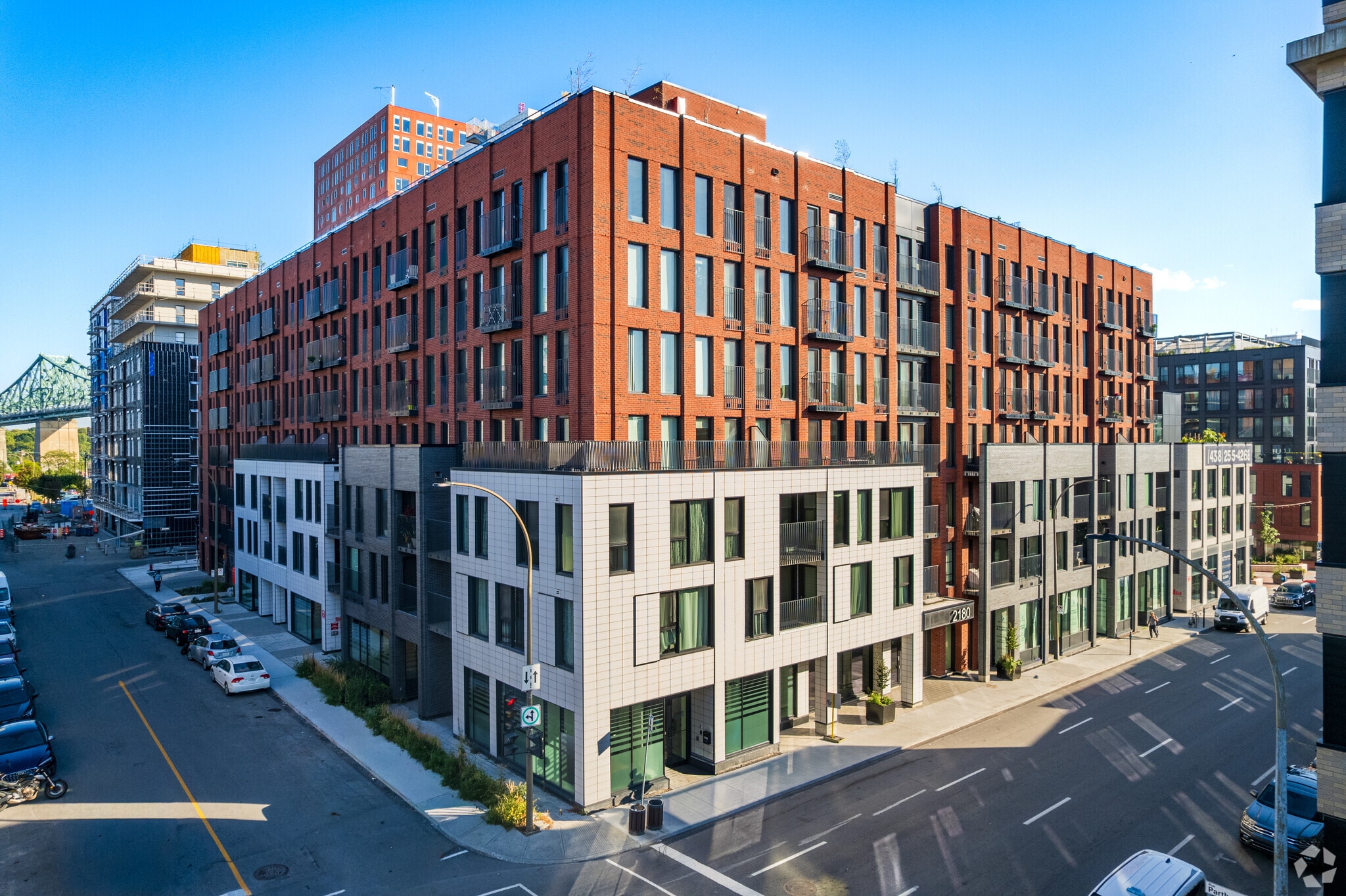 2190 Rue Sainte-Catherine E, Montréal, QC for Rent