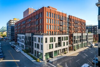 Montréal, QC Retail - 2150 Rue Sainte-Catherine E