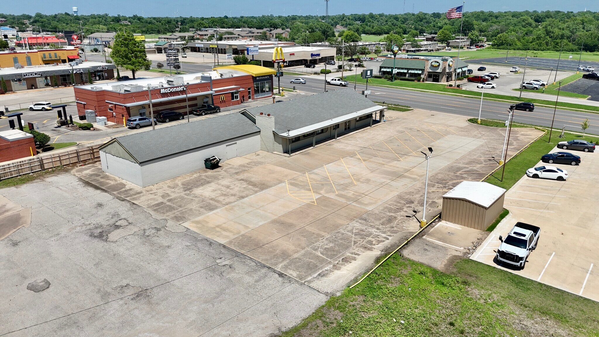 2120 N 14th St, Ponca City, OK for Rent