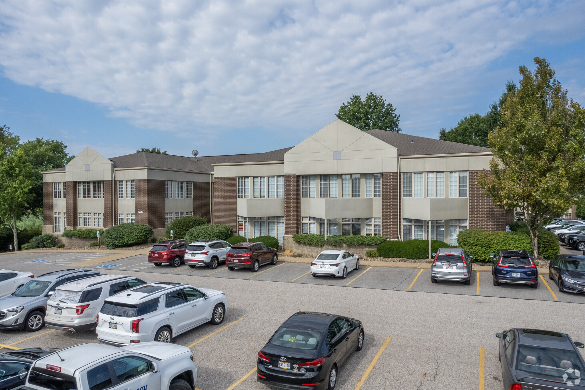 525 N Cleveland-Massillon Rd, Akron, OH for Rent