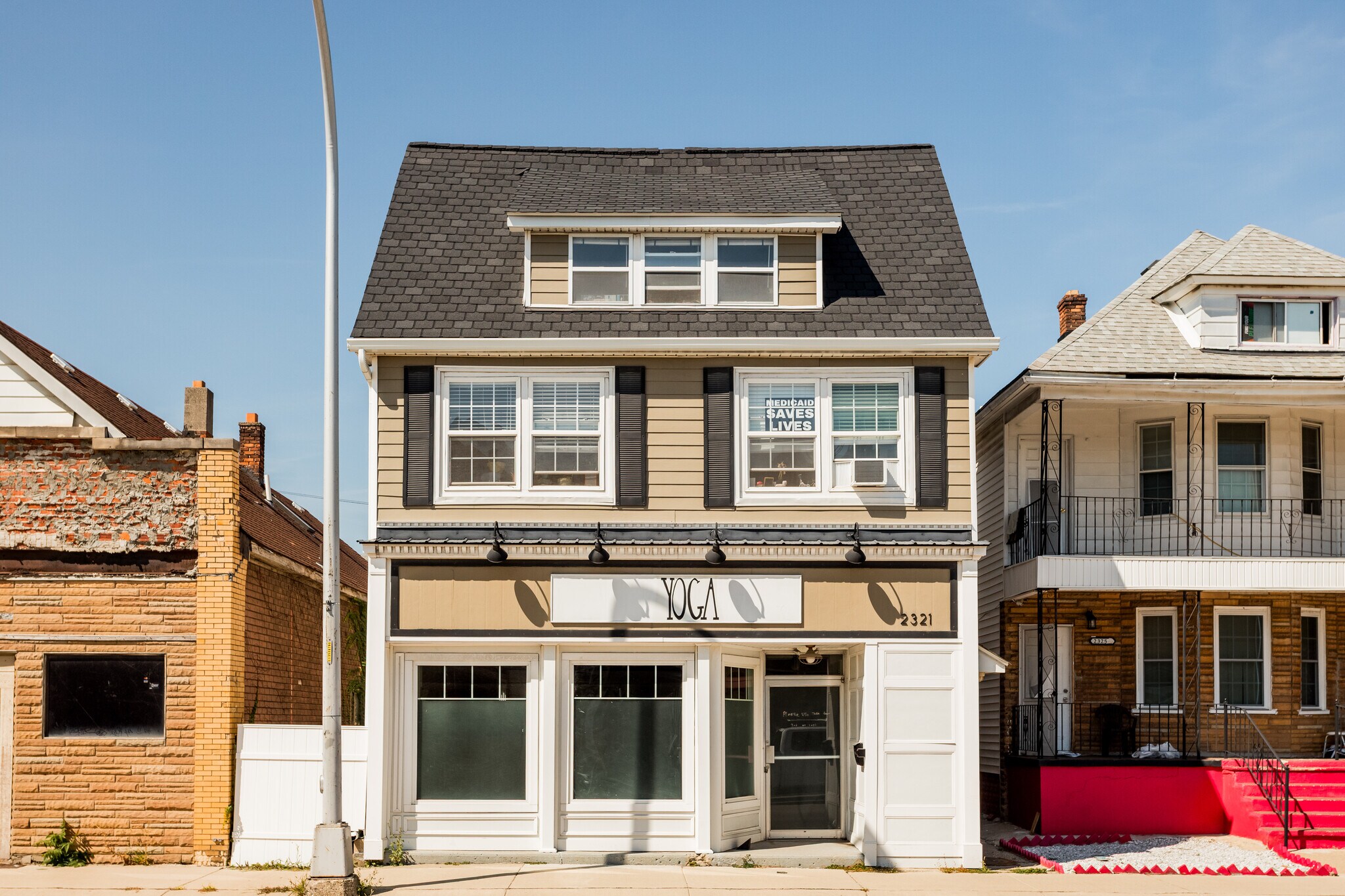 2321 Caniff St, Hamtramck, MI for Rent