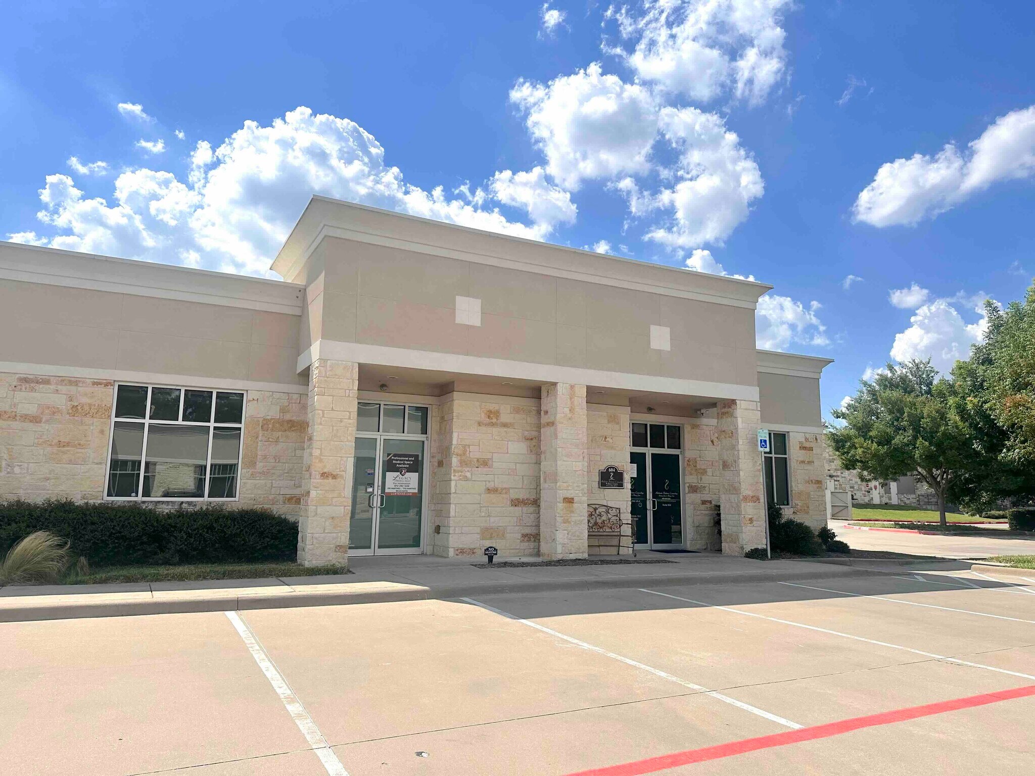3900 S Stonebridge Dr, McKinney, TX for Rent