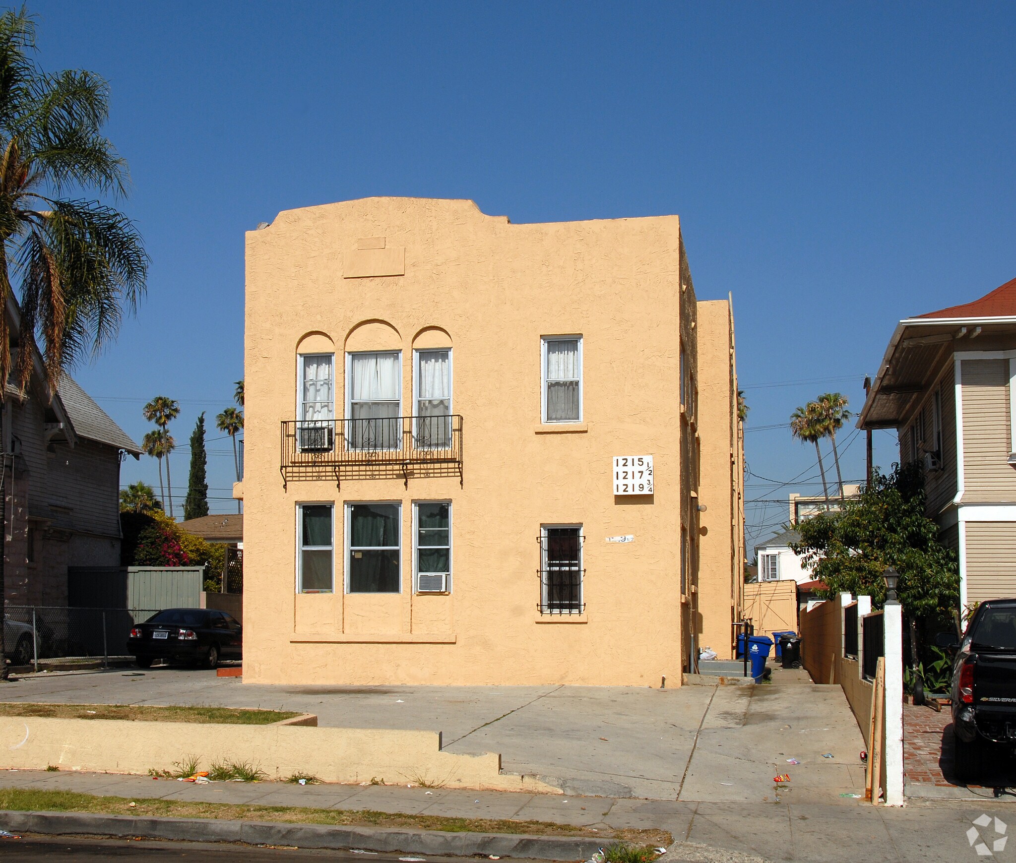 1215 Elden Ave, Los Angeles, CA for Sale