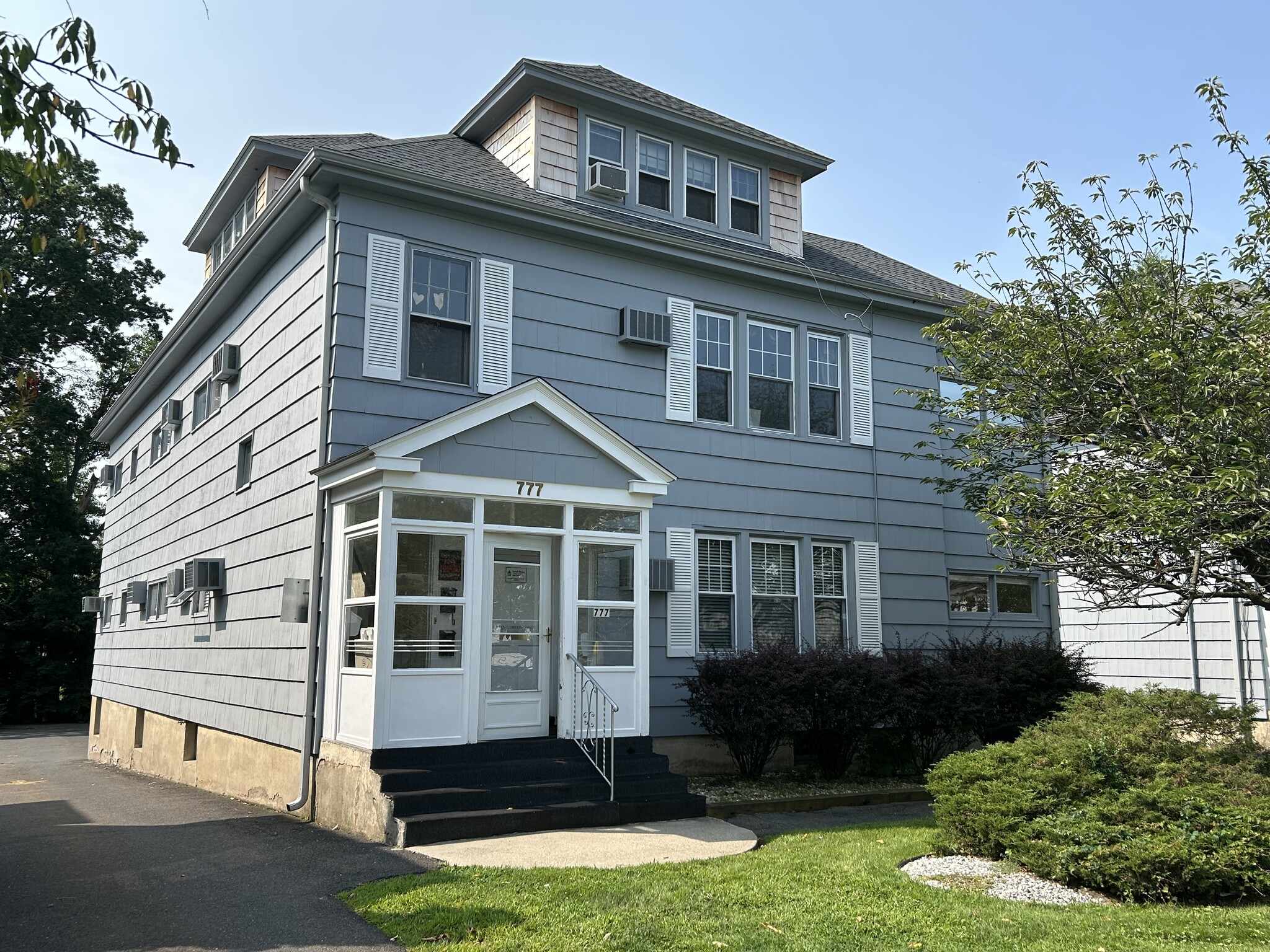 777 Farmington Ave, West Hartford, CT for Rent