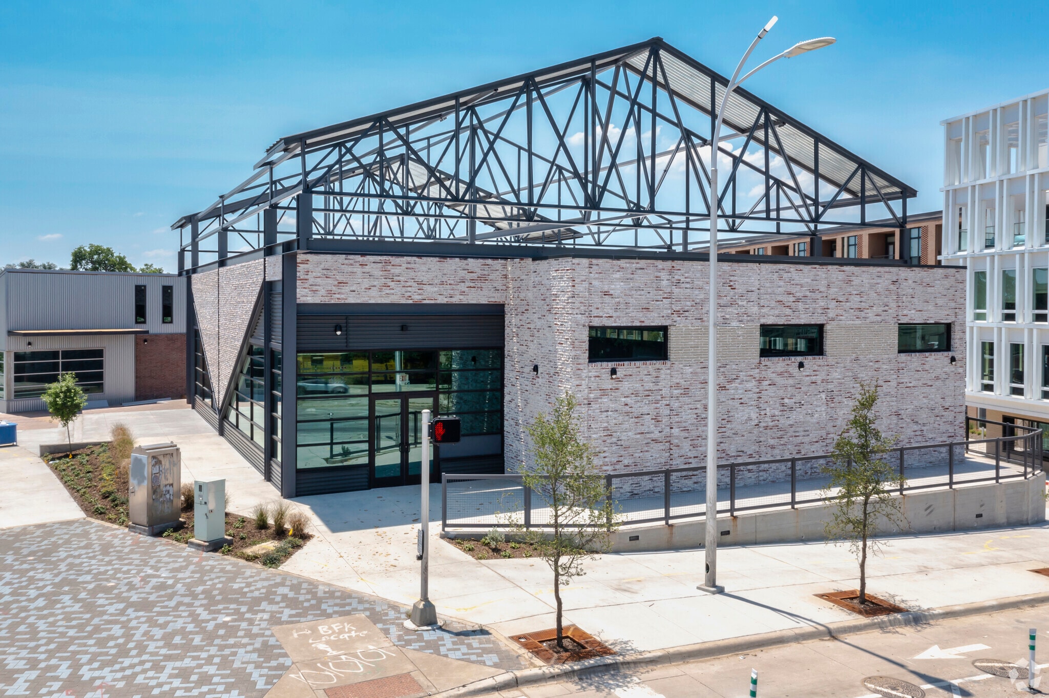 218 W Commerce St, Dallas, TX for Rent