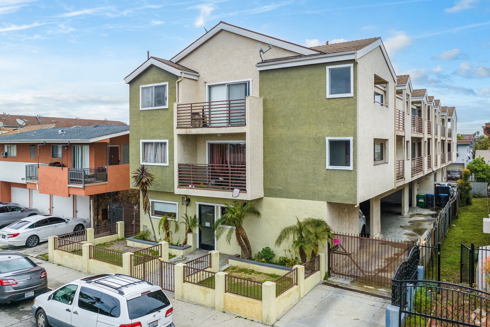 1918 Chestnut Ave Long Beach, CA 90806 MultiFamily Property for Sale