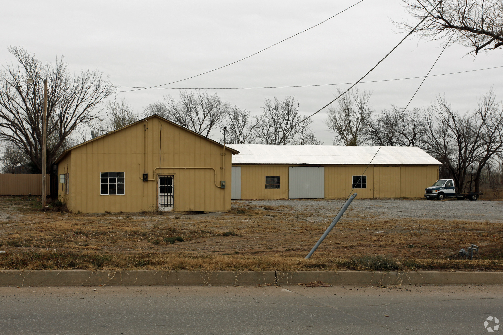 1702 SW 3rd St, Lawton, OK for Rent