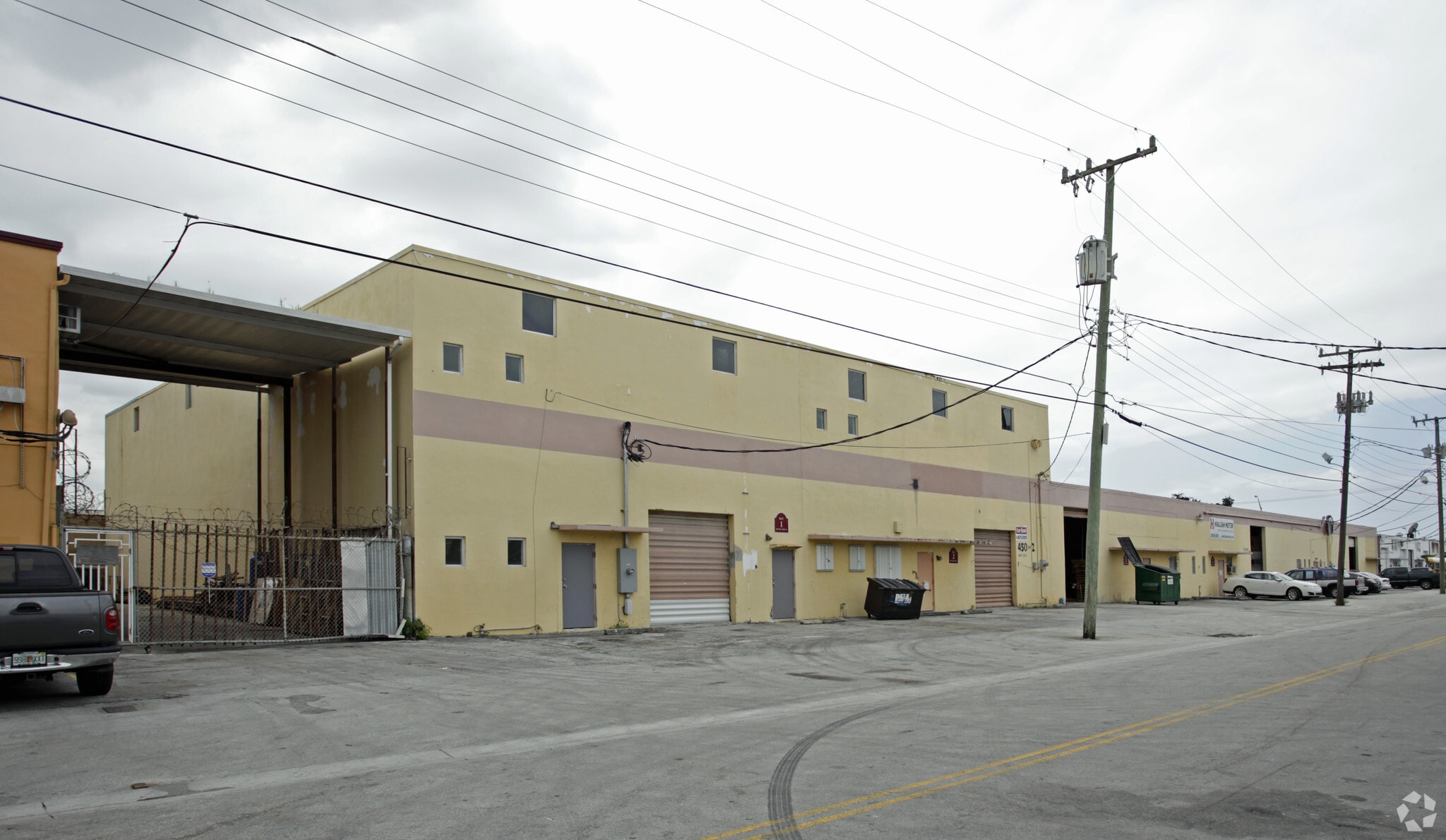 450 W 28th St, Hialeah, FL for Rent