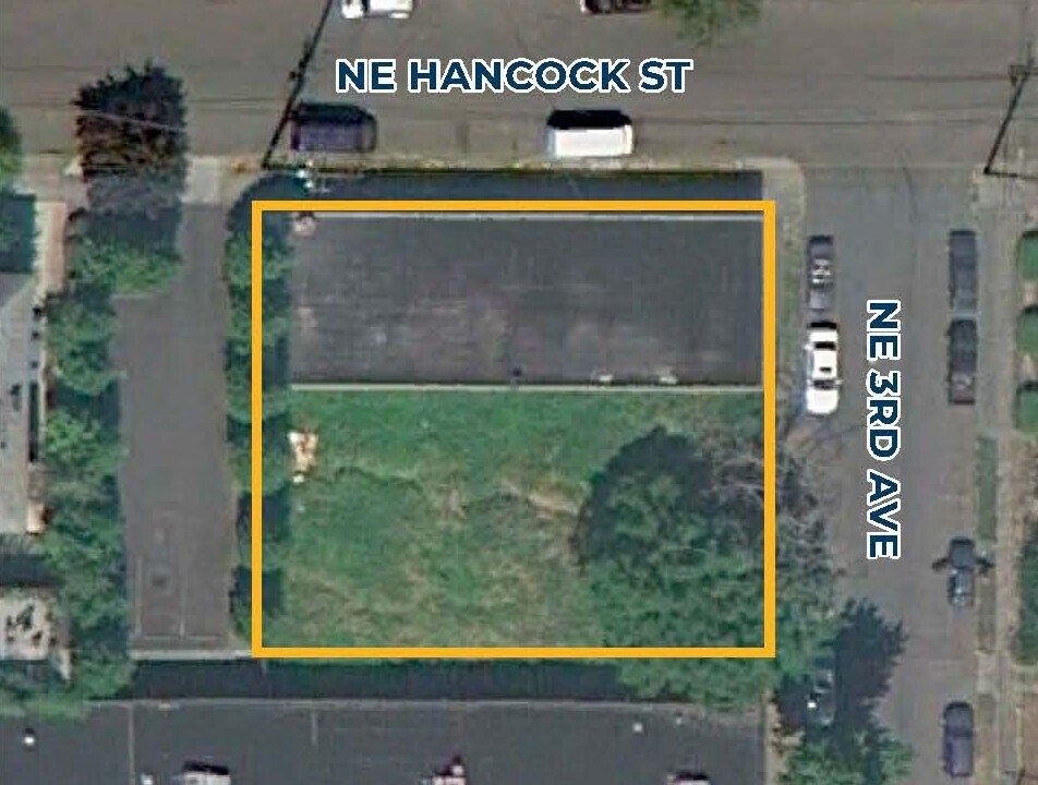 1835 NE 3rd Ave, Portland, OR for Sale