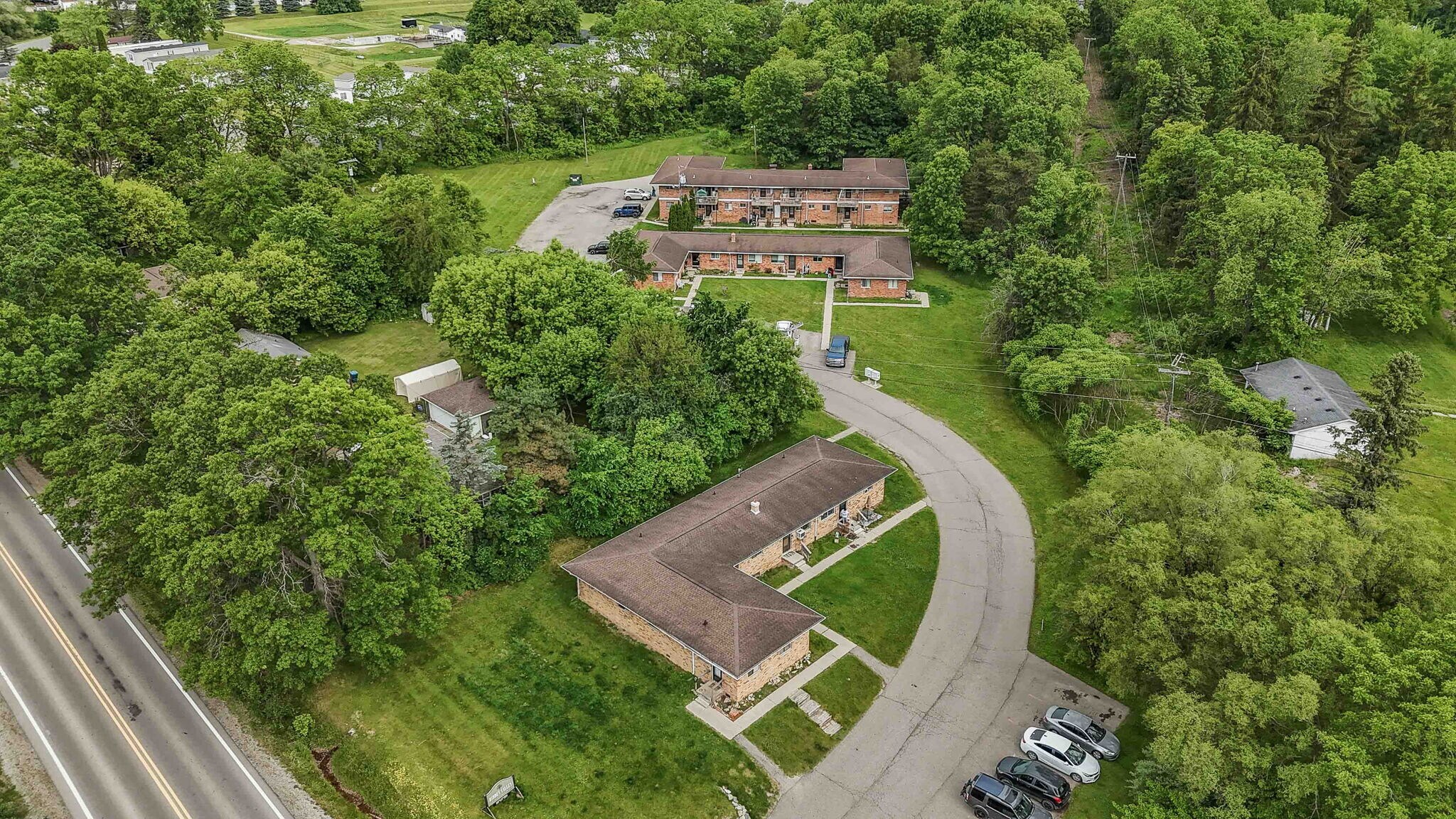 10660 E Holly Rd, Davisburg, MI for Sale