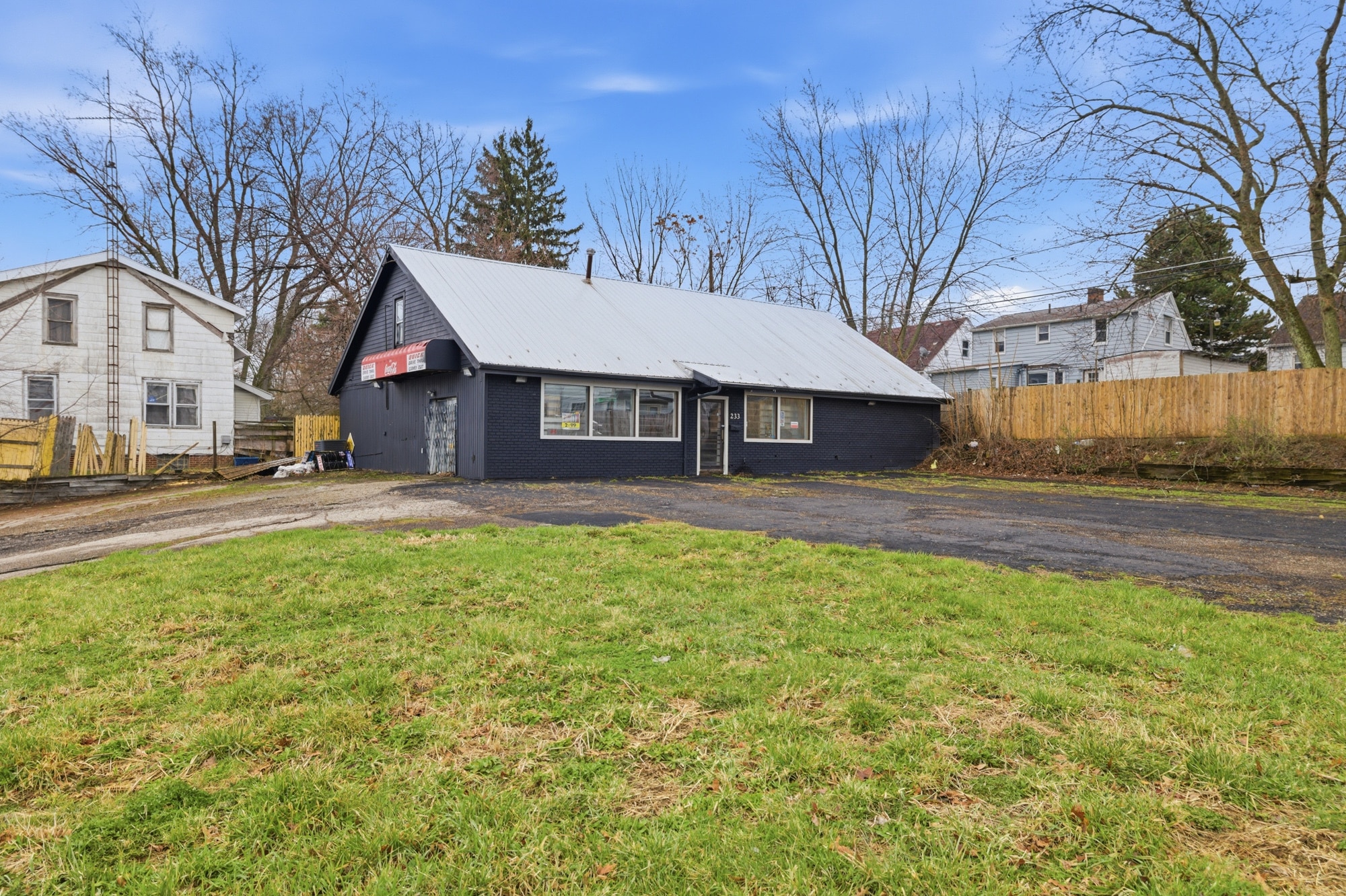 233 Lexington Ave, Mansfield, OH for Sale