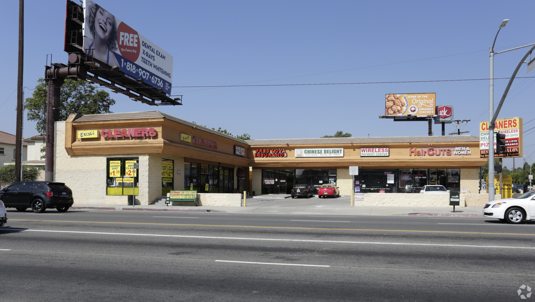 8235-8239 Tampa Ave, Reseda, CA for Rent