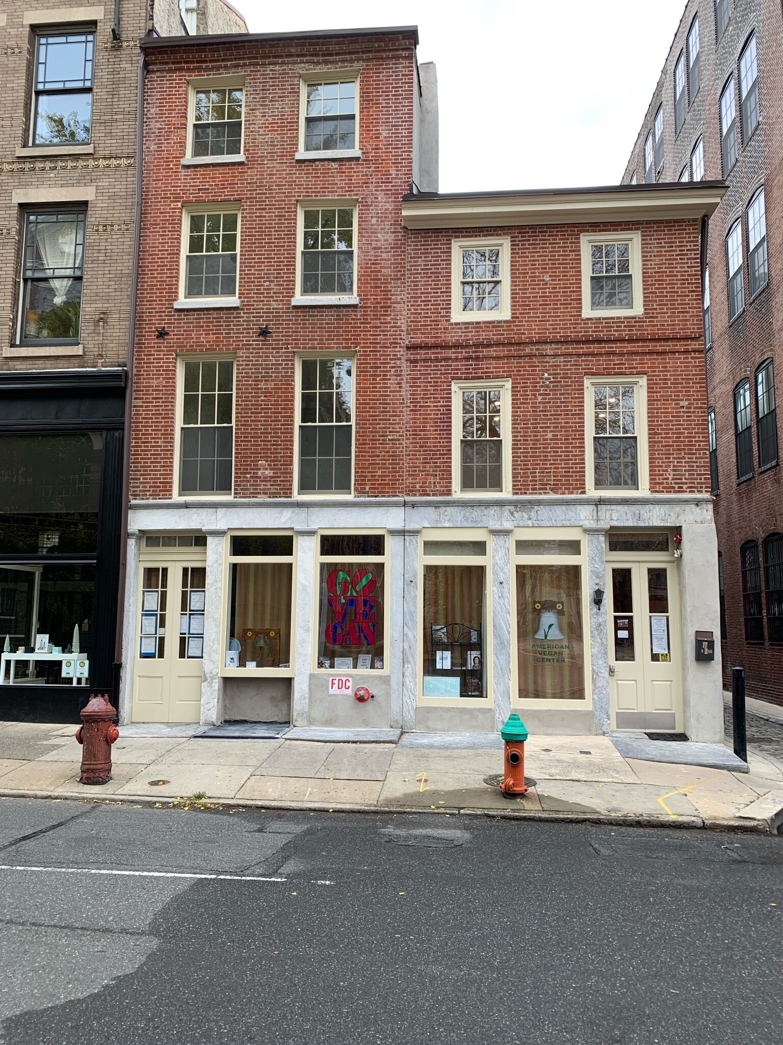 17-19 N 2nd St, Philadelphia, PA for Rent