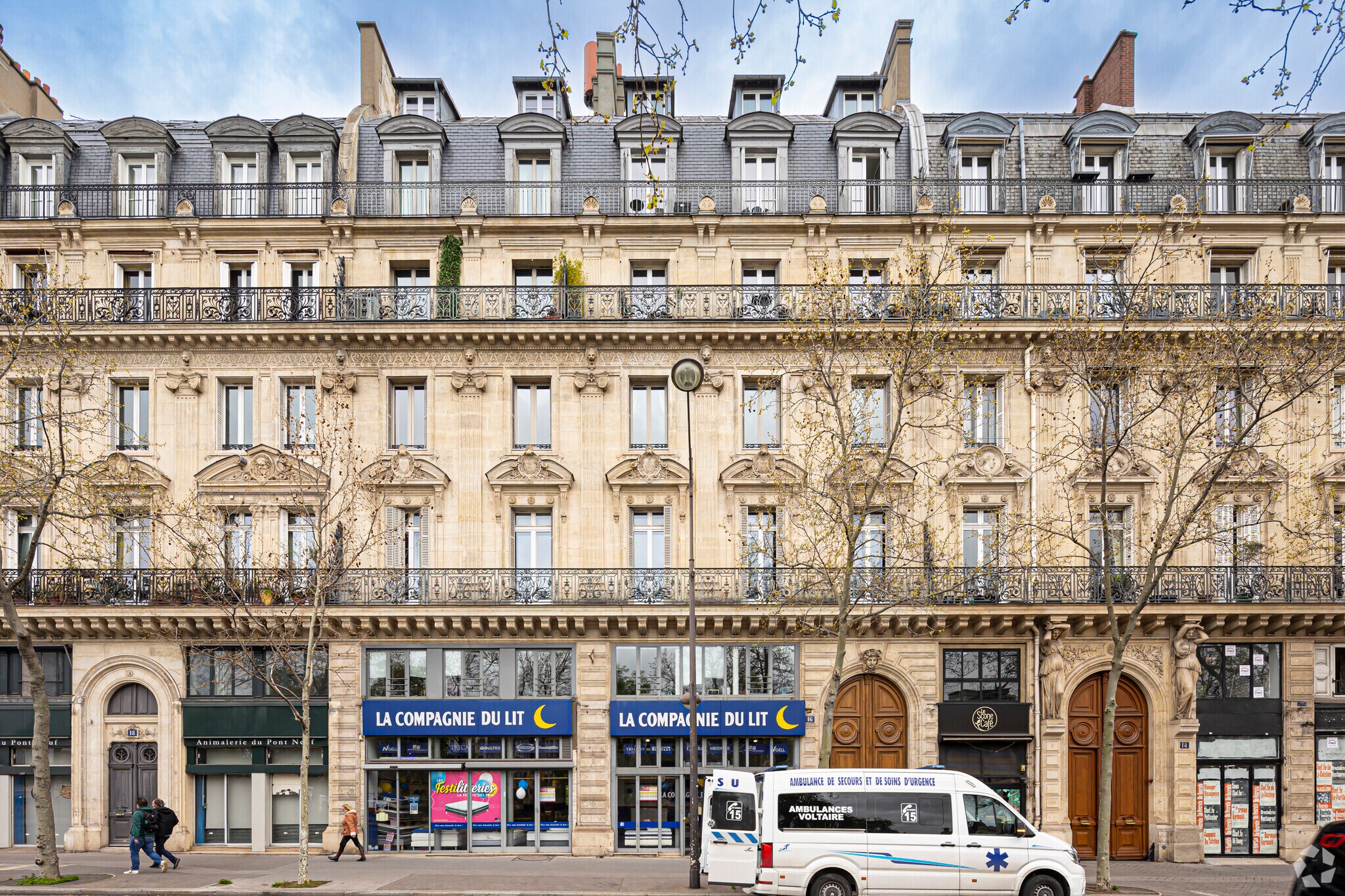 16 Quai De La Mégisserie, Paris, PAR for Rent