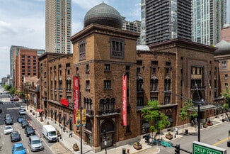 Chicago, IL Retail - 600 N Wabash Ave Chicago, IL Retail - 600 N Wabash Ave