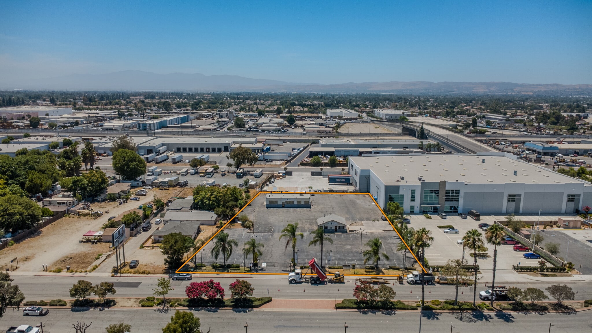 4963 Holt Blvd, Montclair, CA for Sale