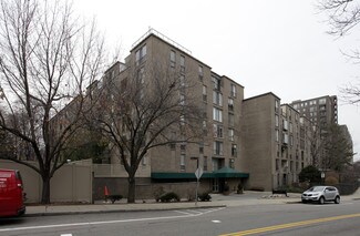 Brookline, MA Apartments - 77 Pond Ave