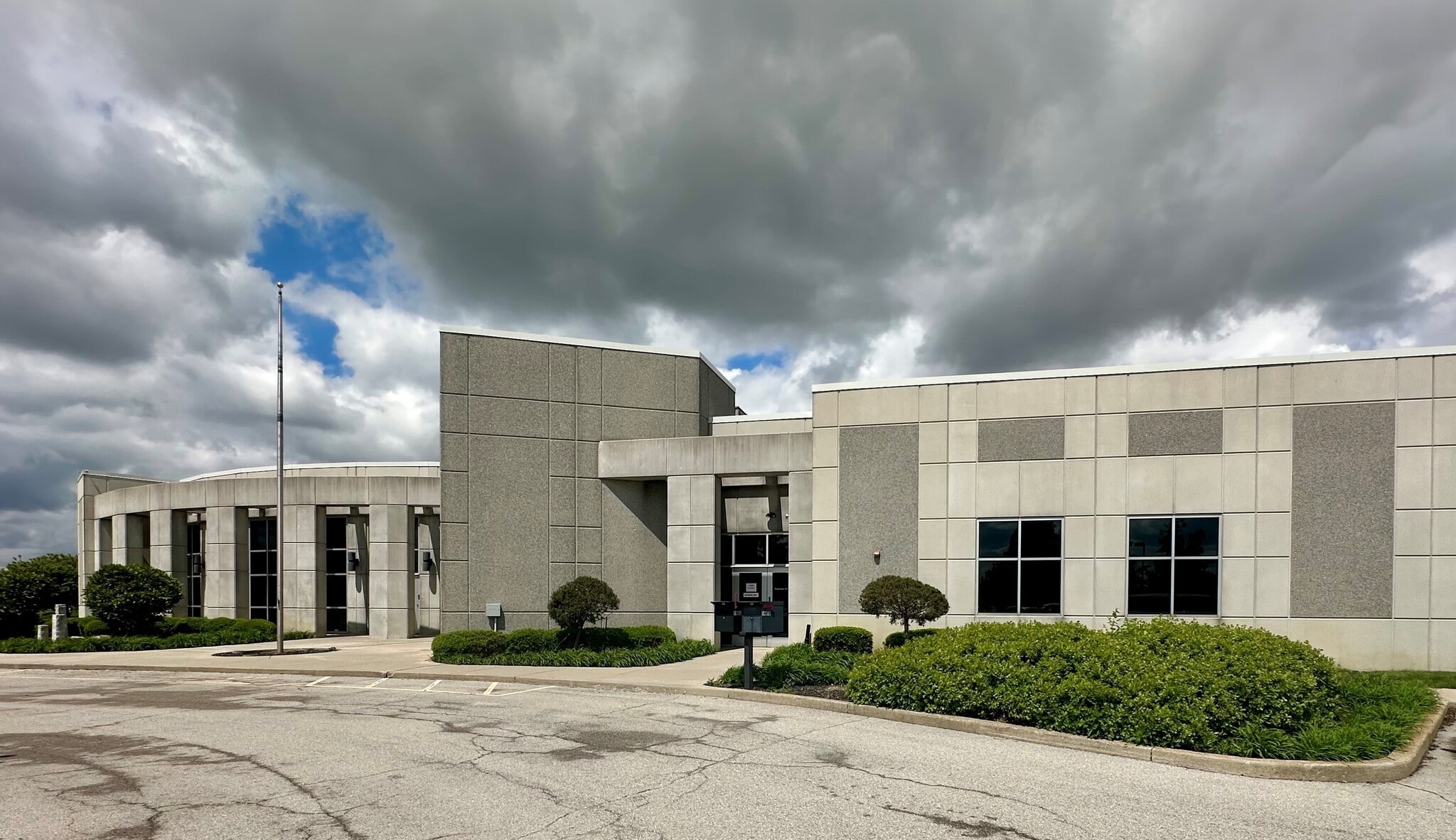 14450 Getz Rd, Noblesville, IN for Sale