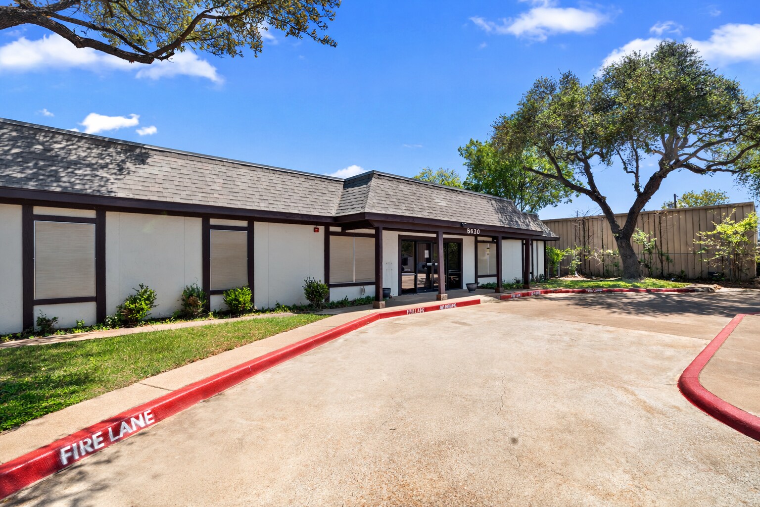5620 Rowlett Rd, Rowlett, TX for Sale